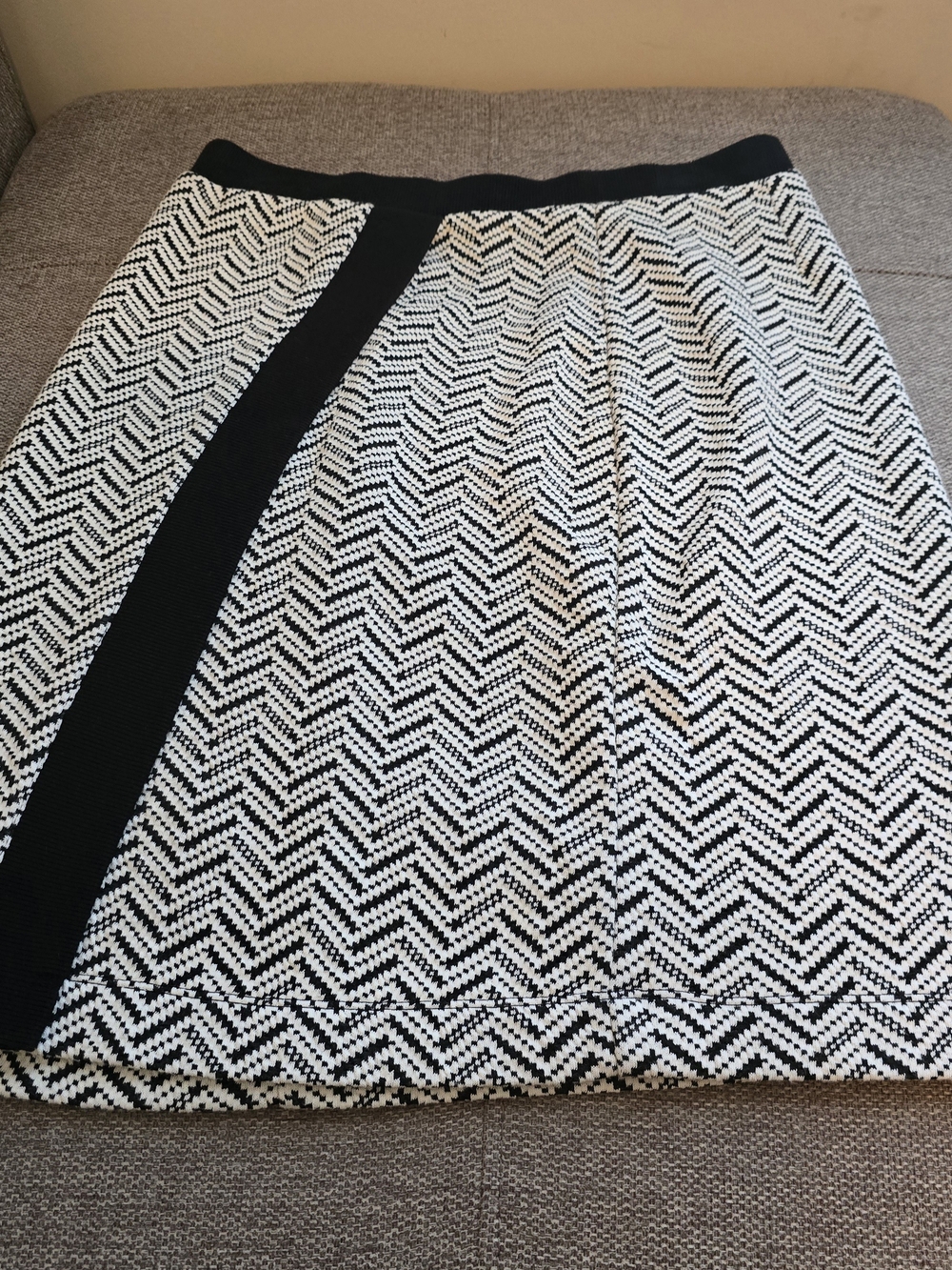 Zac & Rachel Black and White Chevron Pencil Skirt
